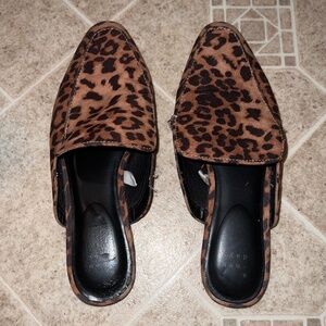 Ladies leopard slip on shoes mules